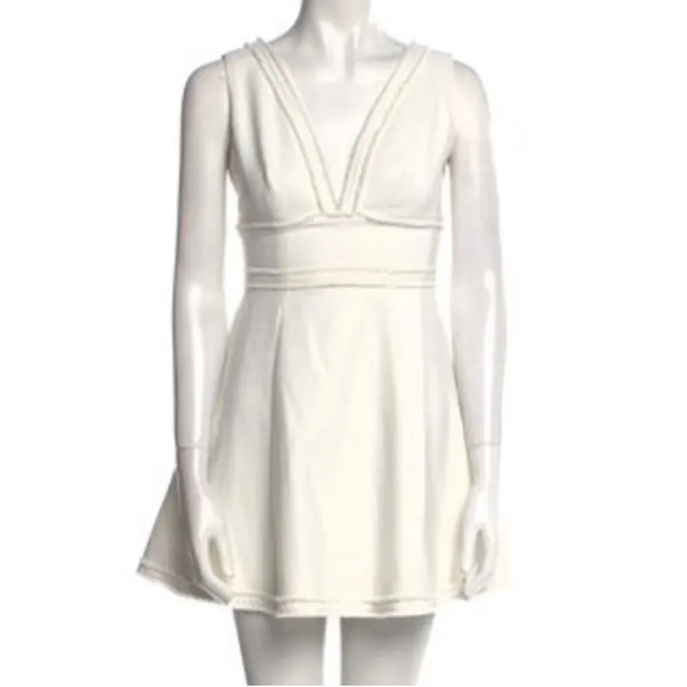 Cinq a Sept Dress Size 2